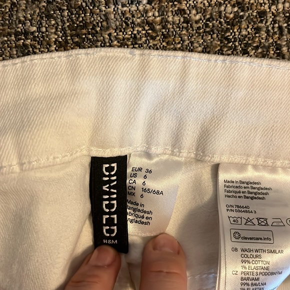 H&M never worn no tags White jeans in perfect condition - Picture 3 of 4